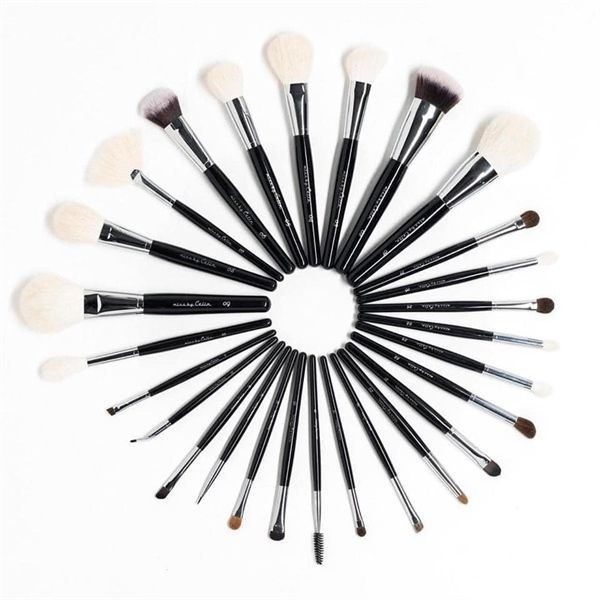 Bộ cọ trang điểm cá nhân 12pc missie by Celin