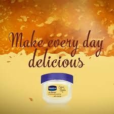 Sáp Dưỡng Môi Vaseline lip therapy Mềm Mịn 7g-vàng