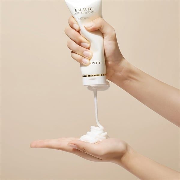 Sữa Rửa Mặt Dr.Pepti Tạo Bọt Làm Sạch Sâu Lỗ Chân Lông 110ml