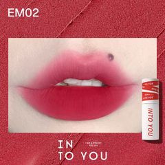 Son Kem Lì INTO YOU shero super matte lip & cheek mud EM2 dạng thỏi