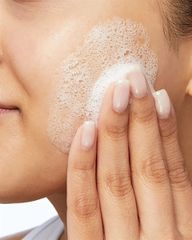 CeraVeSữa Rửa Mặt CeraVe Sạch Sâu Cho Da Thường Đến Da Dầu 88ml