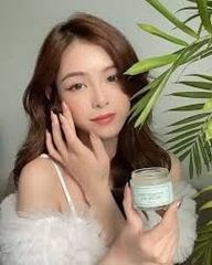 Gel Dưỡng Ẩm giảm nhờn I'm From Vitamin Tree Water Gel 75g