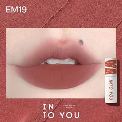 Son Kem Lì INTO YOU shero super matte lip & cheek mud EM19 dạng thỏi