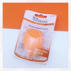 Mút Tán Kem Nền Real Techniques Miracle Complexion Sponge