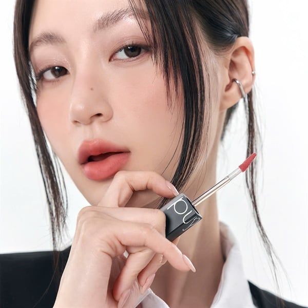 Son Kem Lì Romand Blur Fudge Tint x Inapsquare Black Spectrum Collection #17 Peach Down (Màu Cam Đào) 5g