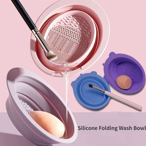 Dụng cụ vệ sinh cọ trang điểm bằng silicon gấp gọn tiện lợi