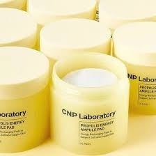 Toner Pad Phục Hồi Keo Ong CNP Laboratory Propolis Energy Ampule 70miếng