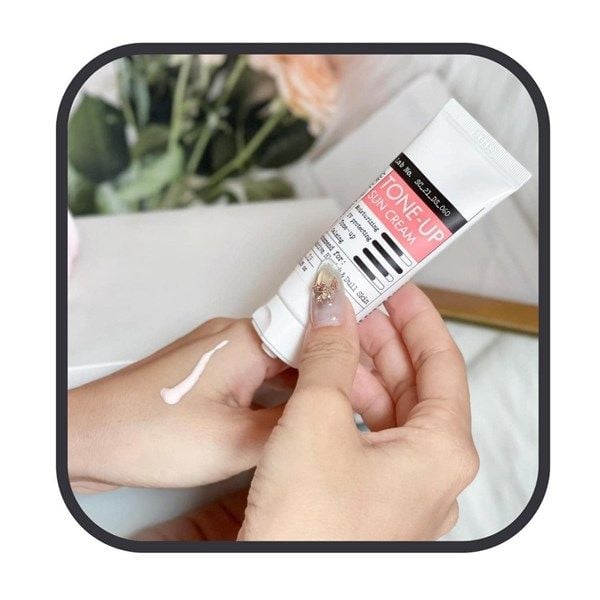 Kem Chống Nắng Nâng Tone Derma Factory Tone Up Sun Cream 30g