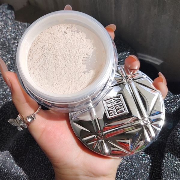 Phấn Phủ Kiềm Dầu MACK ANDY Creamy Lithe Permeate Loose Powder #010 tự nhiên