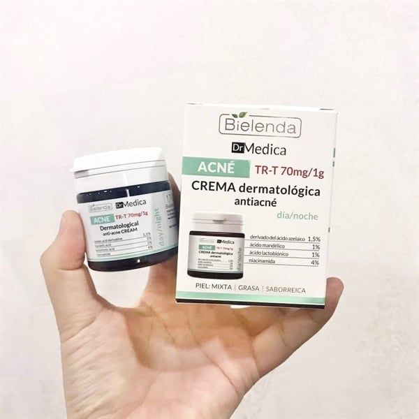 Kem dưỡng ẩm cho da dầu mụn Bielenda Dr Medica Dermatological Anti-Acne Cream