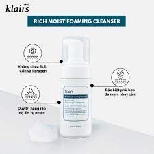 Sữa rửa mặt tạo bọt Klairs Rich Moist Foaming Cleanser.