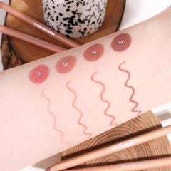 CHÌ KẺ VIỀN MÔI CLIO VELVET LIP PENCIL #03 coffe brown nâu trà