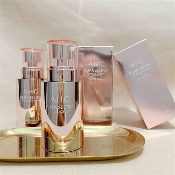 KEM DUỠNG TRẮNG DA AHC AURA SECRET TONE UP CREAM 50g SPF 30 / PA+