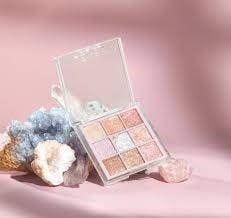 Bảng mắt thuần chay 9 ô Unleashia glitterpedia passion #01 all of glitter