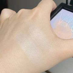 Phấn Phủ Dạng Nén Nars Light Reflecting Prismatic Powder Interstellar 10g