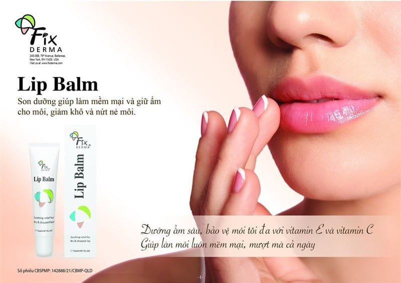 Son dưỡng môi Fixderma Lip Balm hỗ trợ làm mềm mại và giữ ẩm cho môi (15ml)