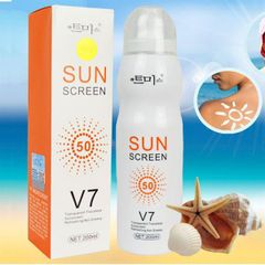 xịt chống nắng Hàn Quốc Sun Screen V7 lên tone trắng da không bết dính