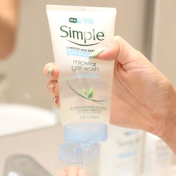 Sữa rửa mặt Simple Water Boost Micellar Facial Gel Wash 150ml