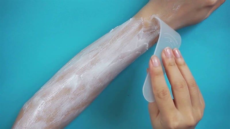 Kem Tẩy Lông Byphasse Chiết Xuất Tơ Tằm 125ml