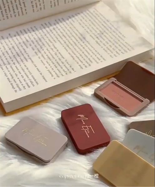 Phấn Má Hồng MOONEYES 35 Color #RD03