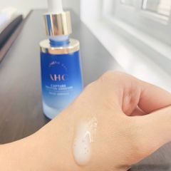 Tinh Chất Cấp Ẩm Sáng Da AHC Capture Solution Signature Moist Ampoule 50ml