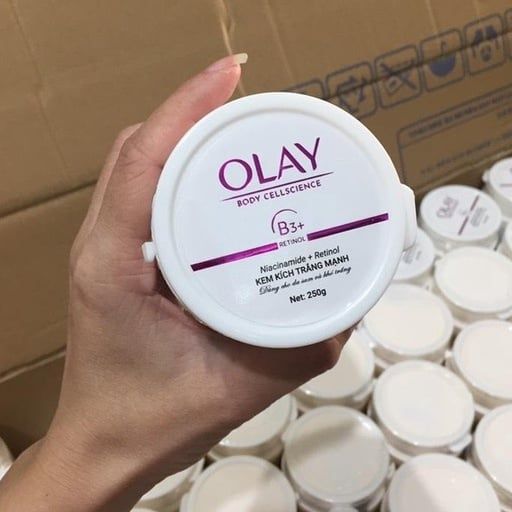 Kem dưỡng Kích Trắng Body Olay B3+ 250g dành cho da siêu ngâm chai lì