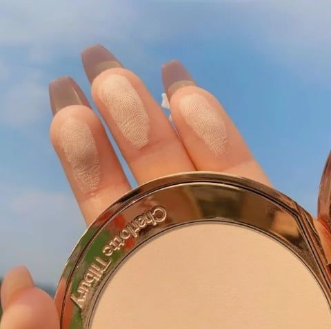 Phấn phủ nén charlottetibury air blush flawless finish #01.fair