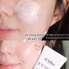 Kem chống nắng nâng tone D’alba UV essence sun cream