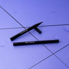 Kẻ Mắt Baby Bright Màu Đen 1g