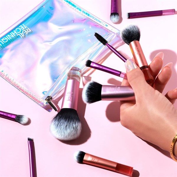 Bộ Cọ Real Techniques Travel Fantasy Mini Brush Kit 10 Cây