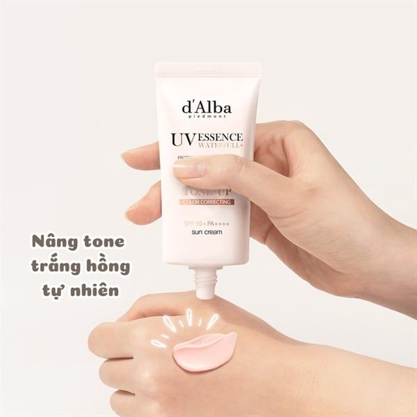 Kem chống nắng nâng tone D’alba UV essence sun cream