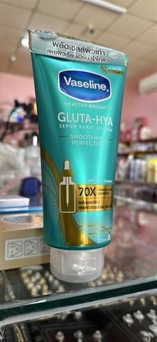 Dưỡng thể Vaseline 70x Gluta HYA dướng ẩm sâu - Xanh ngọc 300ml