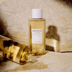 Nước Hoa Hồng Cấp Ẩm, Dưỡng Trắng Da Chiết Xuất Rau Má Skin1004 Madagascar Centella Toning Toner 210ml