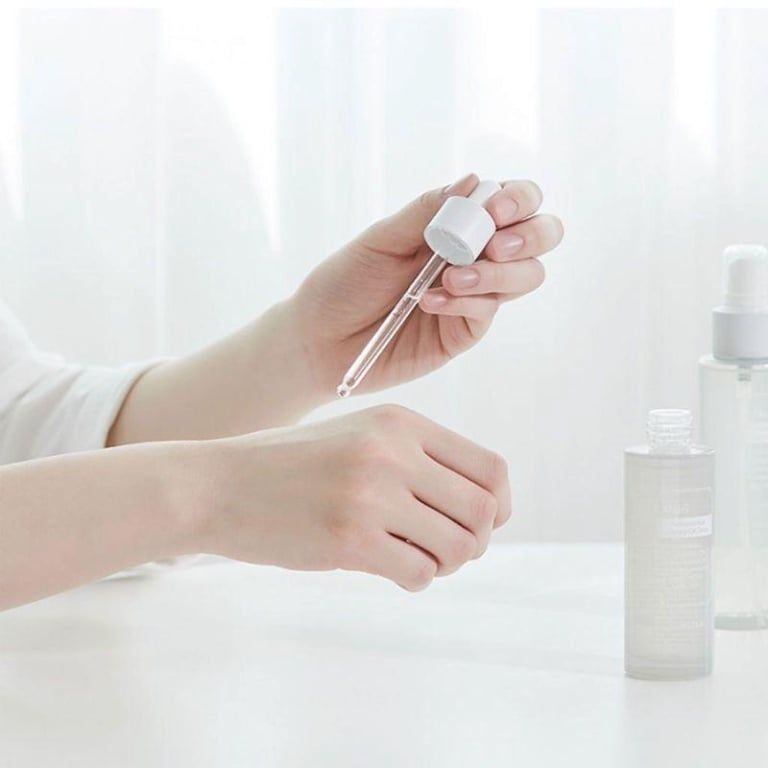 Tinh Dầu Dưỡng Ẩm Chuyên Sâu Chiết Xuất Trà Xanh Klairs Fundamental Watery Oil Drop 50ml