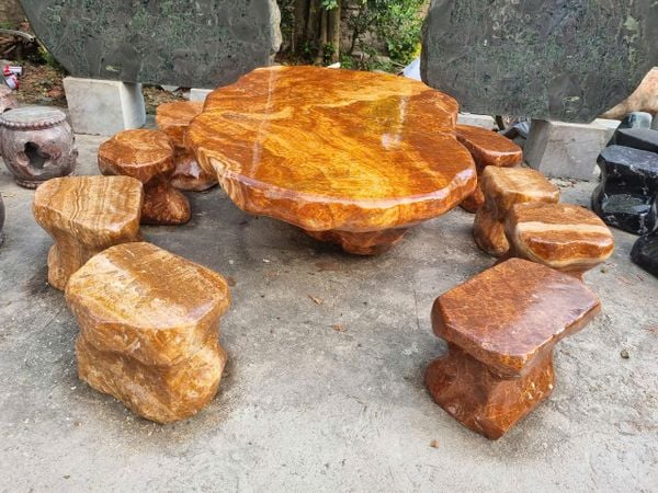 Bộ bàn ghế đá tự nhiên đá can xít vàng (thạch anh non) tự nhiên nguyên khối 8 ghế