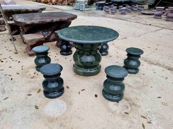 Bộ bàn ghế đá tự nhiên, bàn ghế đá nguyên khối, Bộ bàn tiện tròn đá xanh cẩm thạch Thanh Hóa
