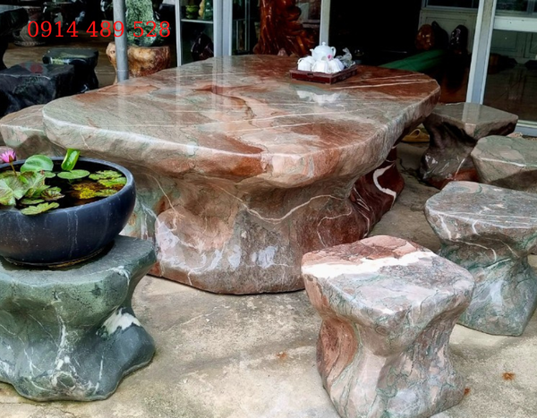 Bàn ghế đá đỏ vân rồng