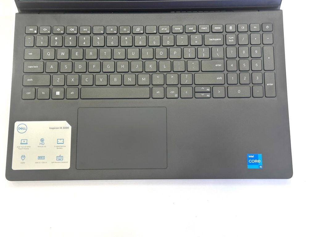 Dell Inspiron 3511 Core i5-1135G7, RAM 8G, SSD 256G, VGA Intel Iris Xe G7, màn hình 15.6 inch Full HD Touch