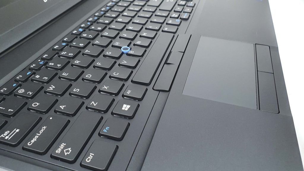 Laptop Dell Latitude 5590 E5590 Core i5-8350U Ram 16G SSD 256G 15.6inch