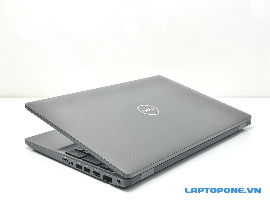 Dell Precision 3541 i7-9750H 32GB 51GB VGA Rời NVIDIA Quadro P620 4GB