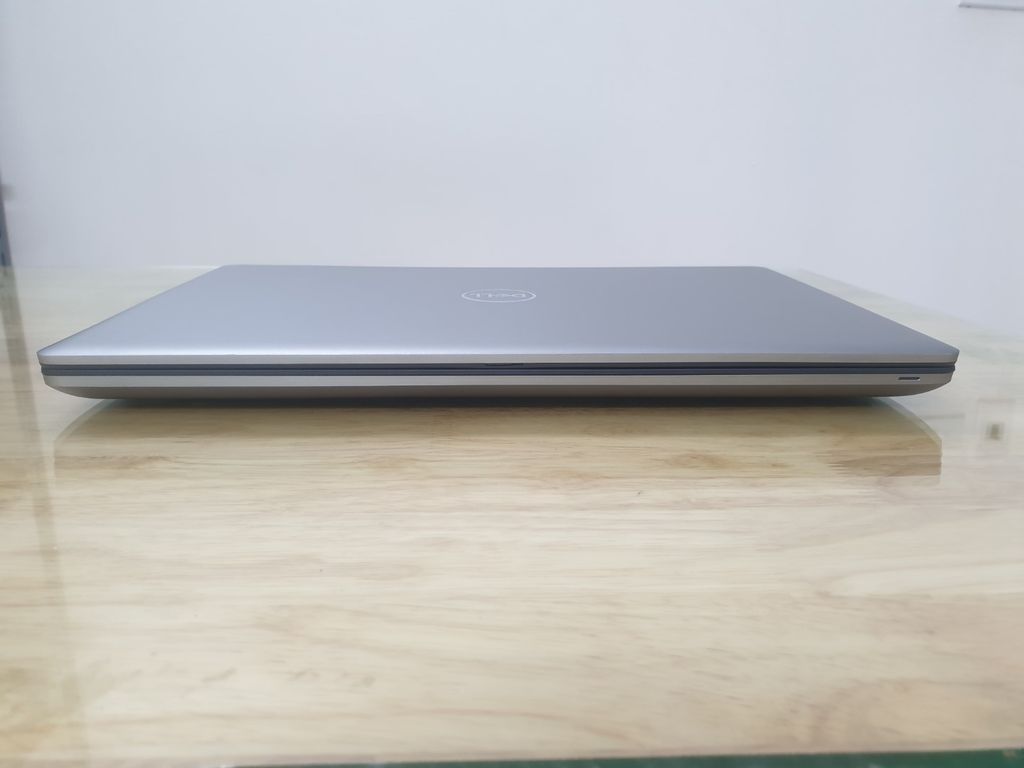 Dell Precision 7550 I7 10850H 16G SSD 512G Nvidia Quadro T1000 4G GDDR5