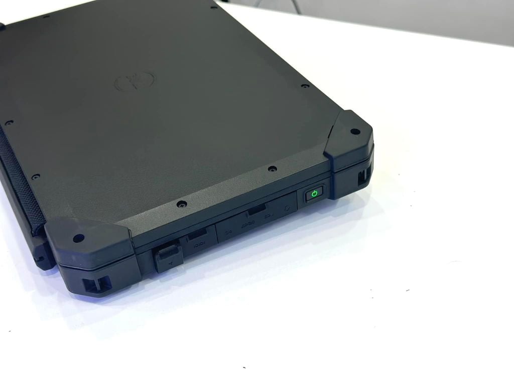 MÁY TÍNH BẢNG QUÂN ĐỘI MỸ DELL LATITUDE RUGGED 7212