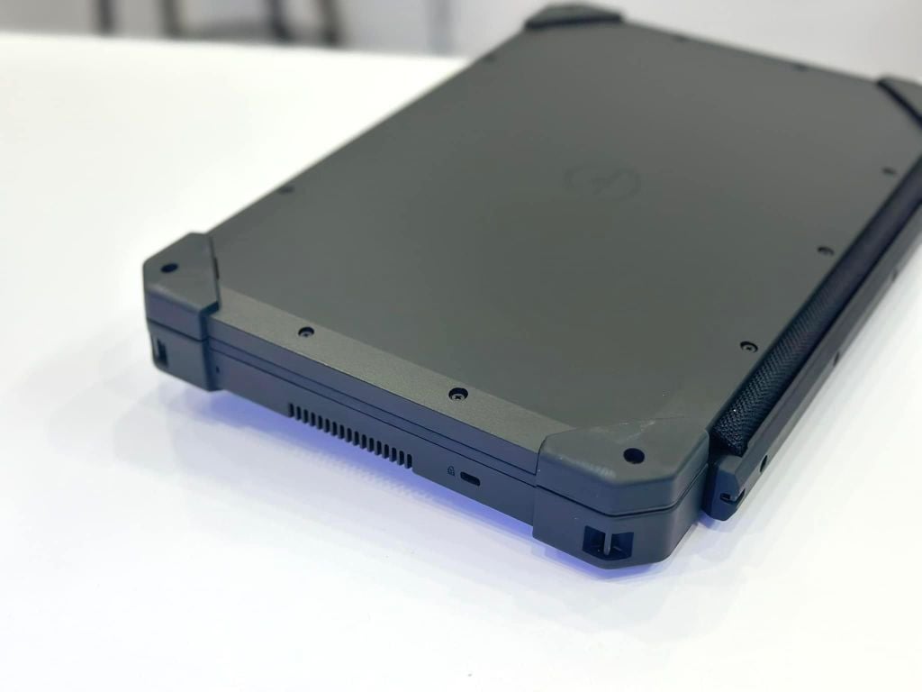 MÁY TÍNH BẢNG QUÂN ĐỘI MỸ DELL LATITUDE RUGGED 7212