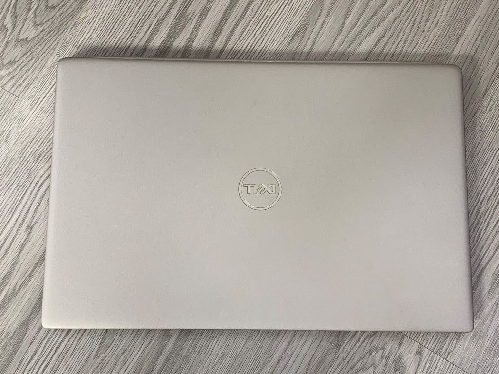 Laptop Dell Latitude 3301 Intel Core i7-8565U Ram 8Gb SSD 512Gb 13.3inch FHD 1920x1080