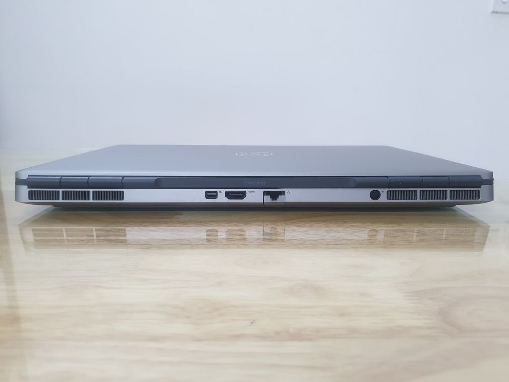 Dell Precision 7550 I7 10850H 16G SSD 512G Nvidia Quadro T1000 4G GDDR5