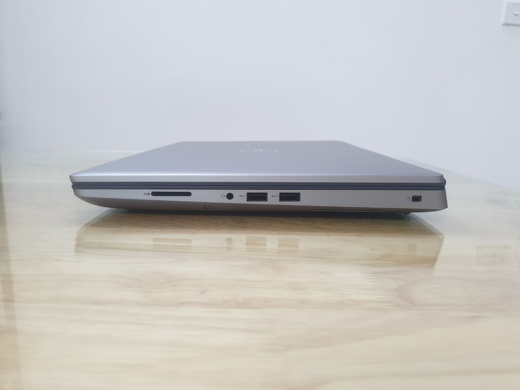 Dell Precision 7550 I7 10850H 16G SSD 512G Nvidia Quadro T1000 4G GDDR5