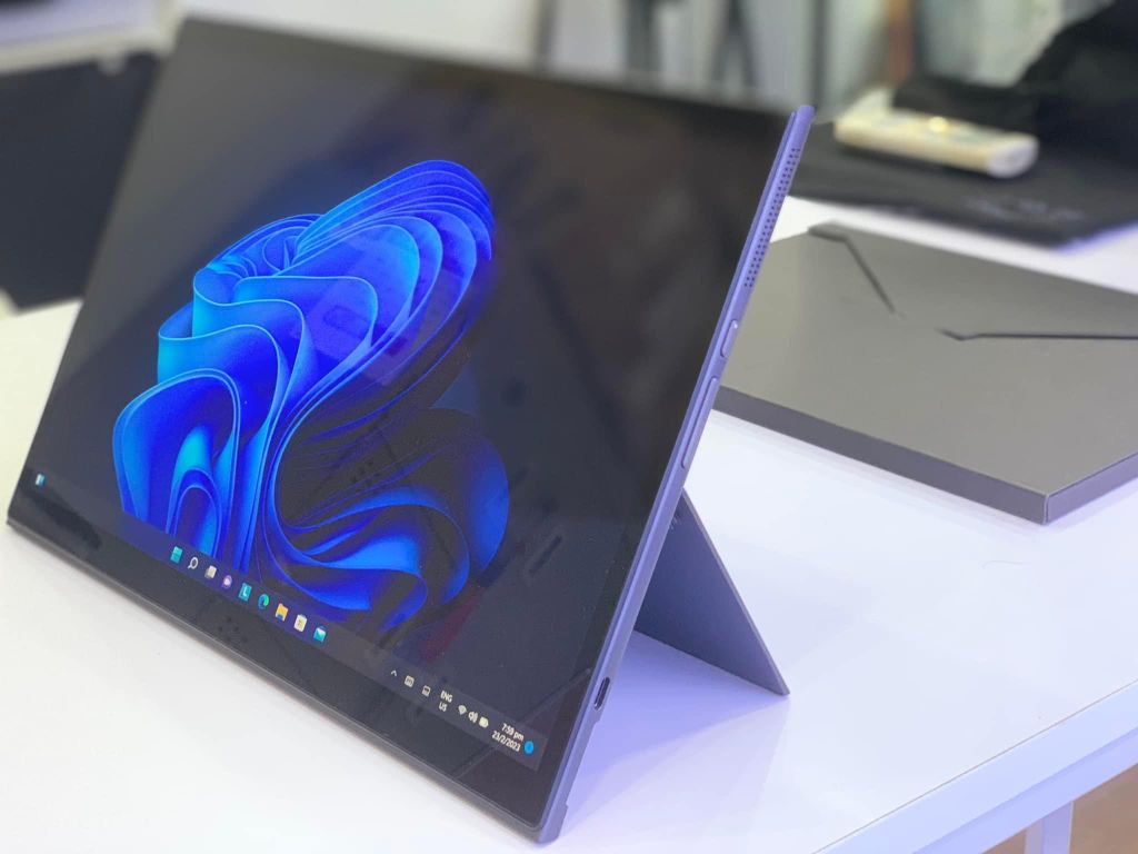 Lenovo Yoga DUET 7 Core i5-10210U Ram 8G SSD 512G 2k ( Kèm Phím )