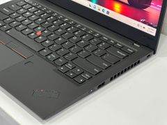 Thinkpad X1 Carbon Gen 8 Core i7-10610U / RAM 16GB / SSD 512GB / Màn 14.0 inch FHD