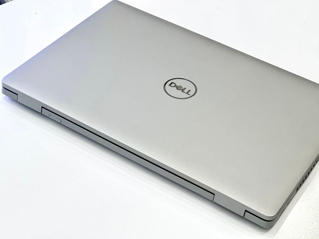 Laptop Dell Latitude 5520 2021 (Core i5-1135G7| Ram 16GB | 512GB SSD | FHD) Văn Phòng Giá Rẻ/ Dell Thế Hệ 11/ Laptop Dell Cũ Xách Tay
