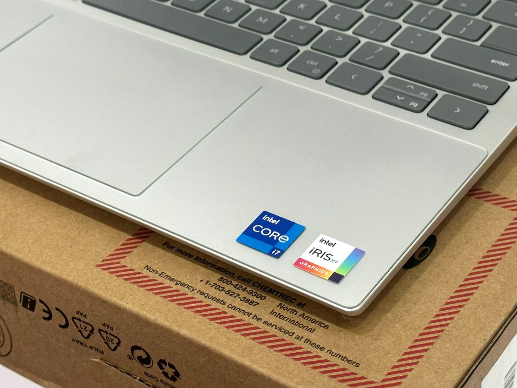 Dell Inspiron 7420 2 in 1 (Core i7-1255U, 16GB, 512GB, Iris Xe Graphics, 14